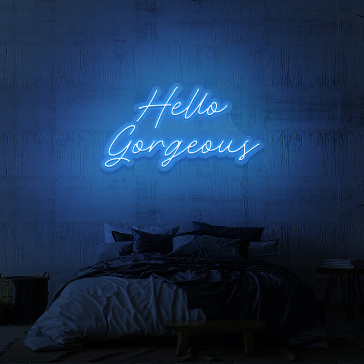 "HELLO GORGEOUS" NEON SKILT