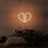 "KNUST HJERTE" NEON SKILT