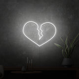 "BROKEN HEART" MINI NEON SKILT