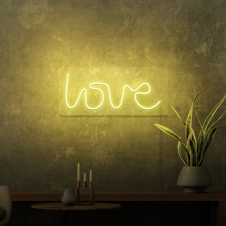 "LOVE" MINI NEON SKILT